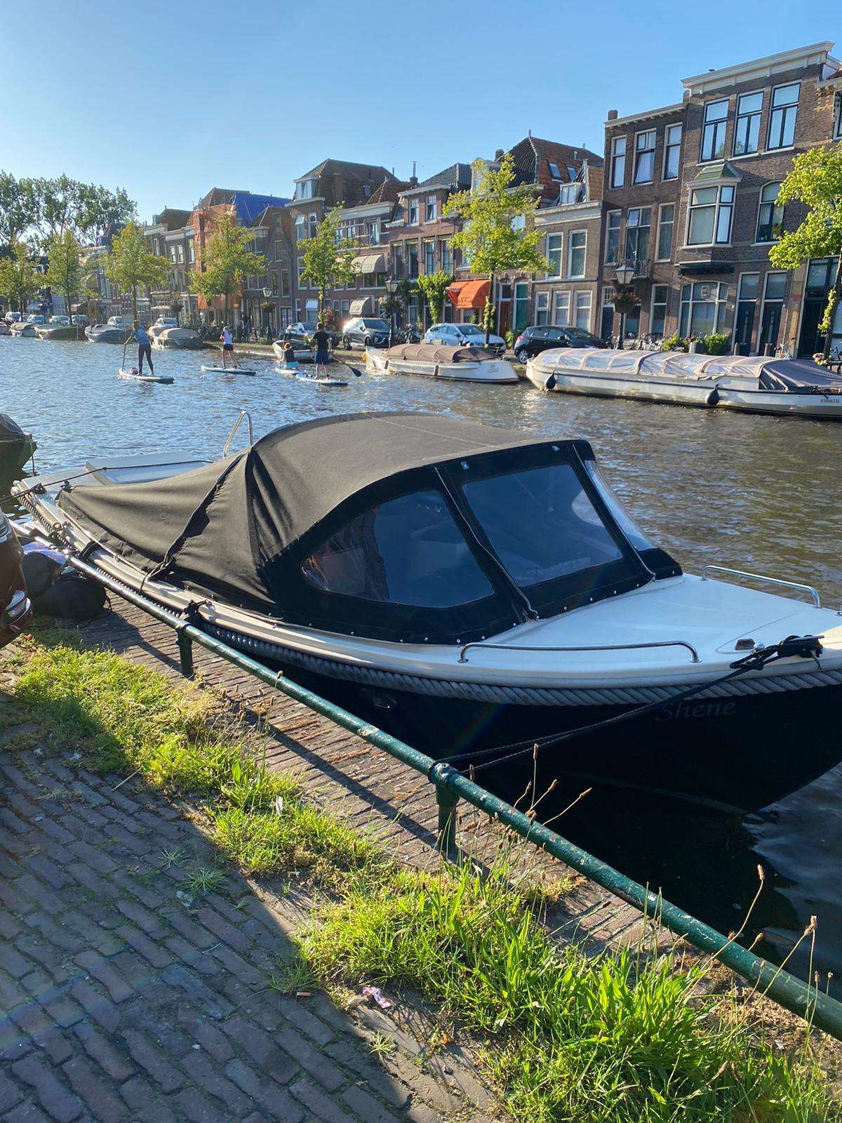 KENZA 710 offers the finest tender come and enjoy the Leiden beauty