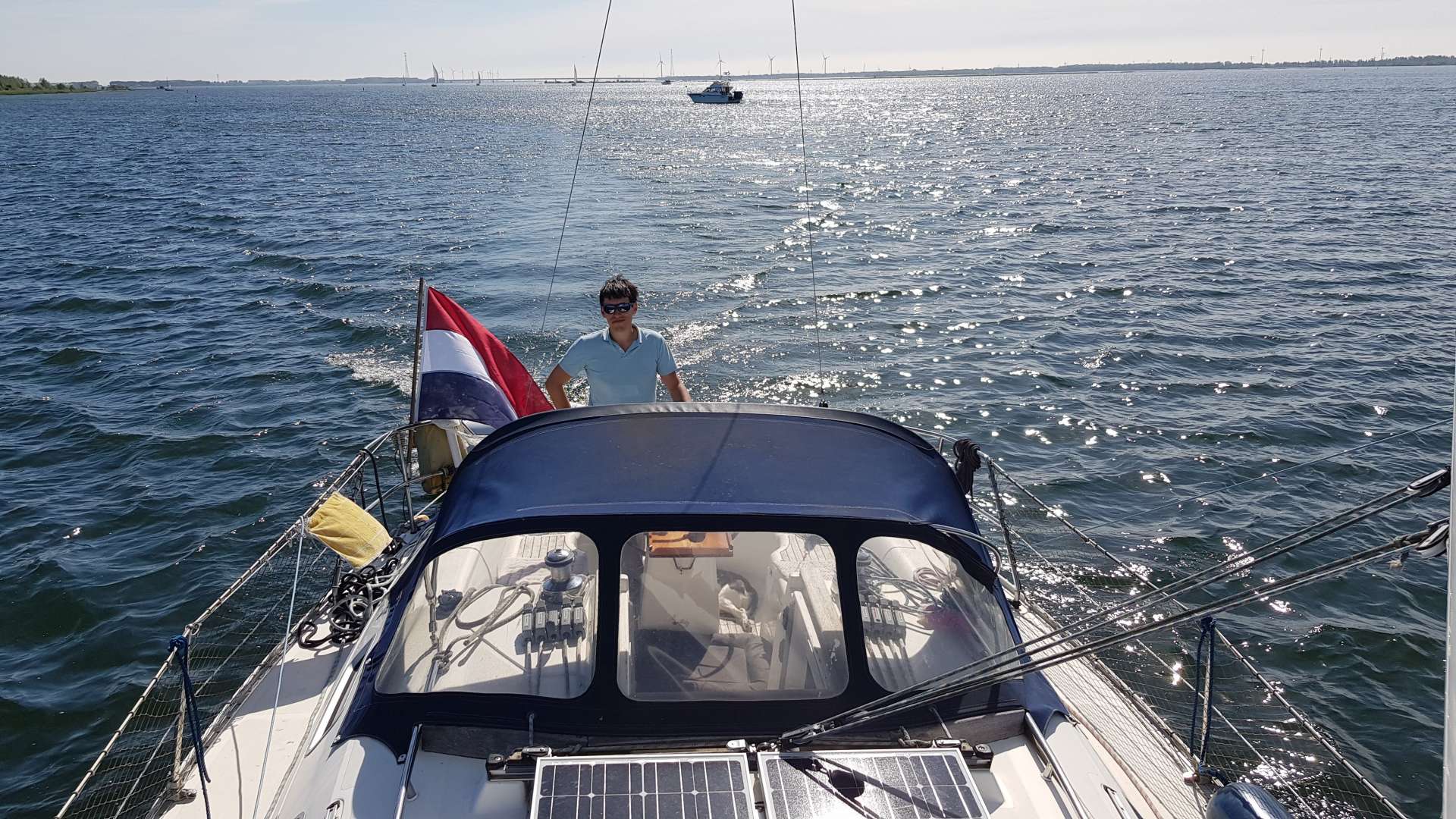 Vaar mee op ruim electrisch familiejacht aan het Ketelmeer en IJsselmeer