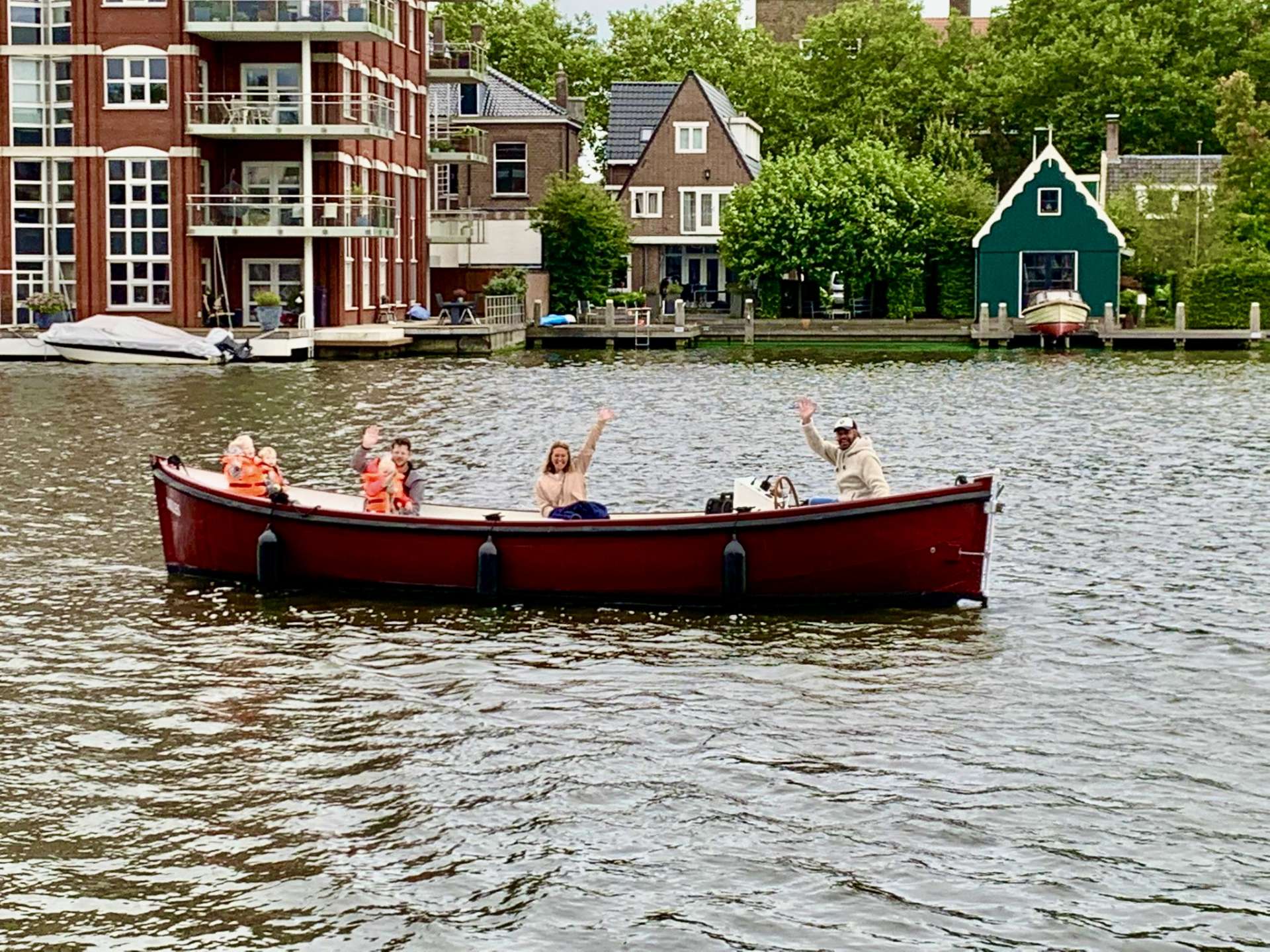 Luxe elektrisch varen met schipper in Haarlem e.o!