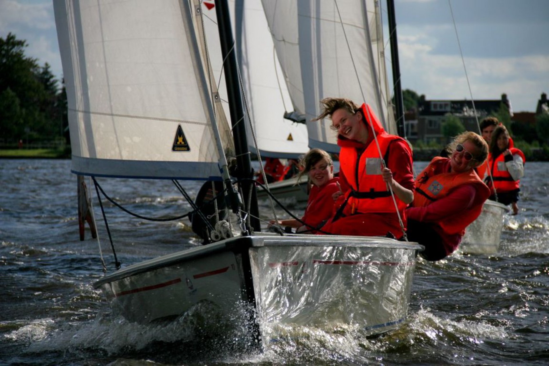 Polyvalk: De ideale zeilboot voor de Friese Meren en vaarten