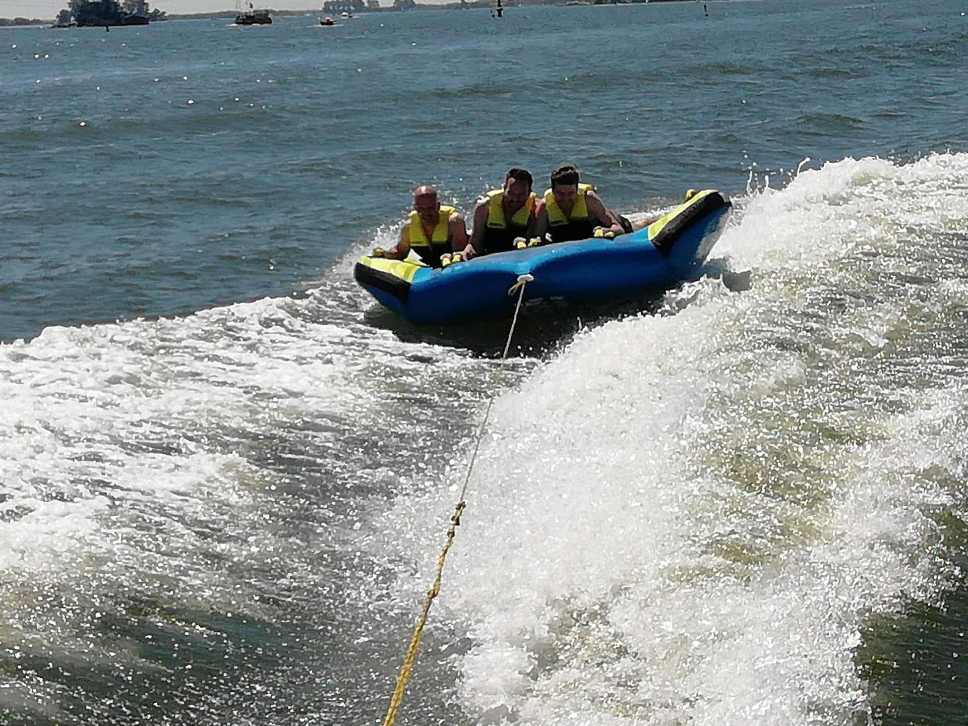 Malibu wakeboard en Waterski boot