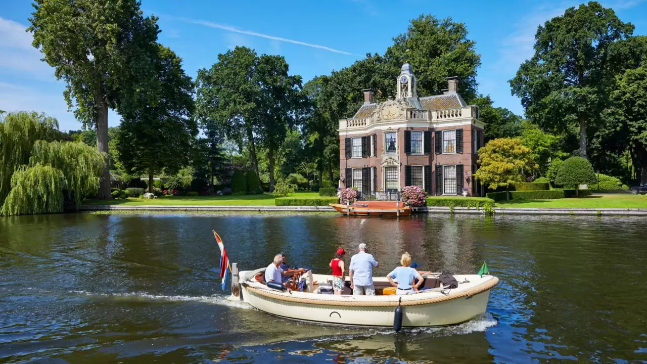 Boat rental in Utrecht